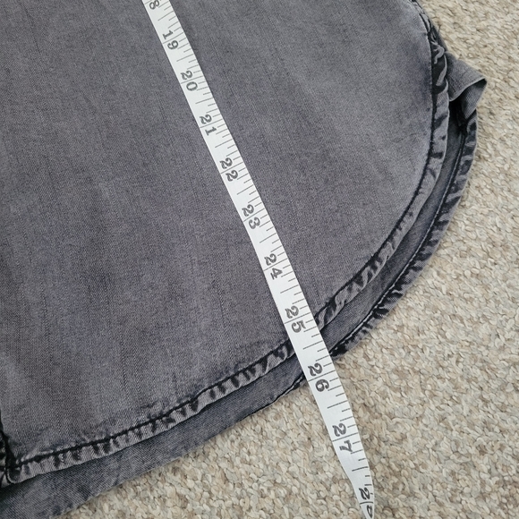 American Eagle Boyfriend Fit Distressed Black Denim Shirt sz S - Like New - Picture 7 of 7